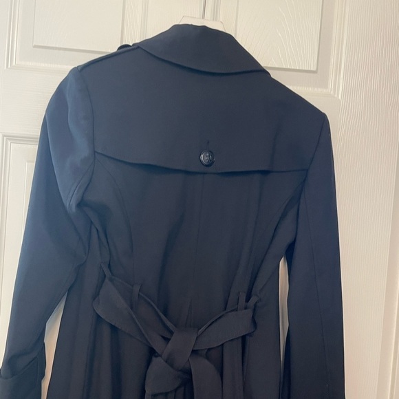 New - WHBM trench coat “price is firm” - Picture 8 of 10
